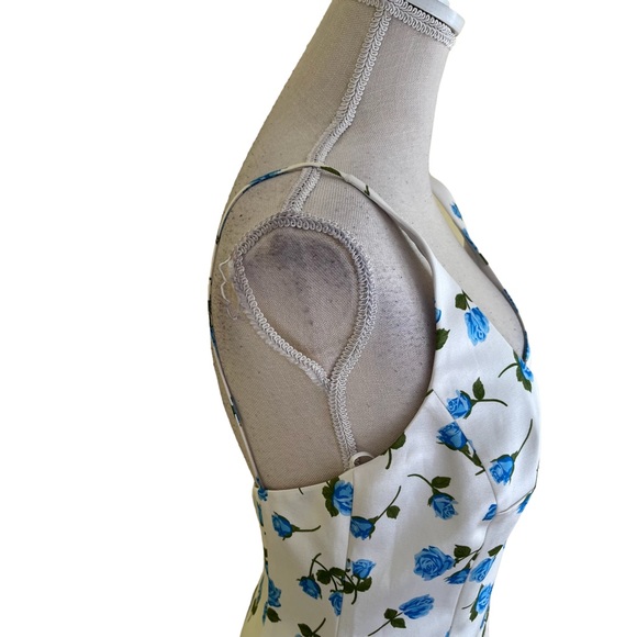 Michael Kors COLLECTION White with Blue Floral Tank Flounce Dress 8 NEW - Picture 4 of 12